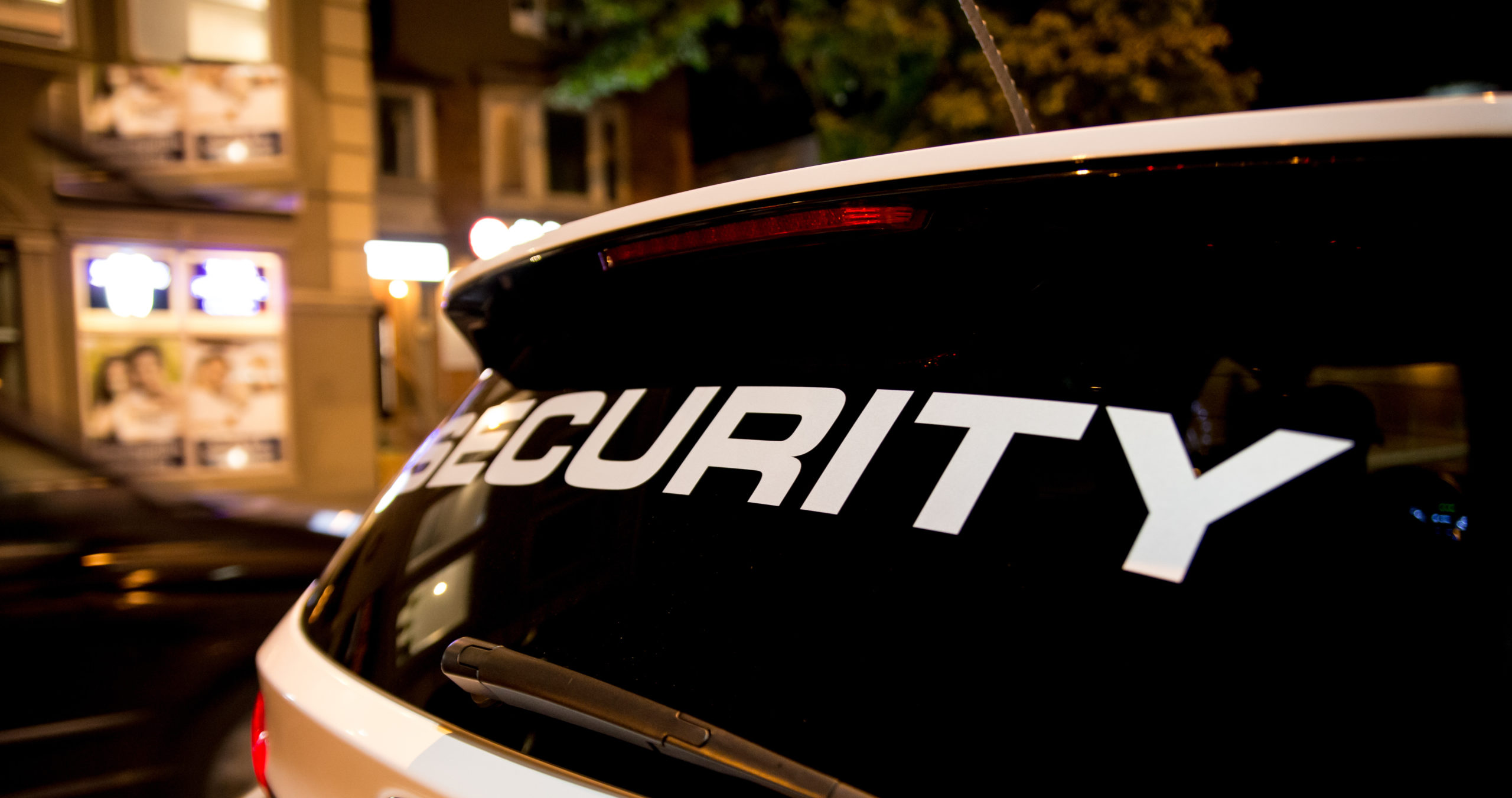 How Security Guards Safeguard Businesses and Communities